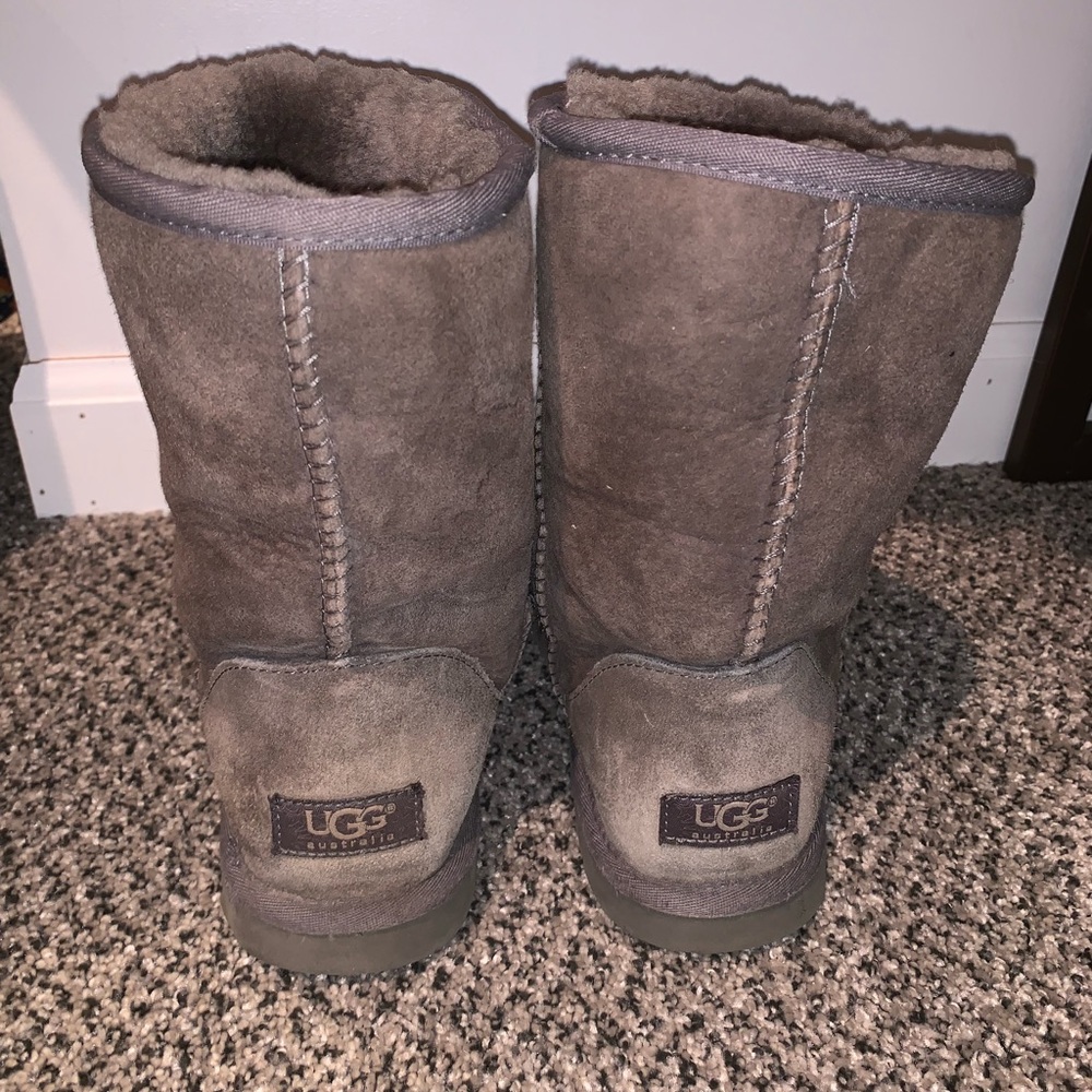 UGGS